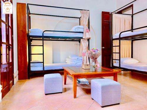 www.tunahomestay.com