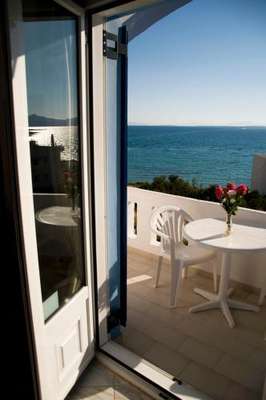 www.sunrise-agistri.gr