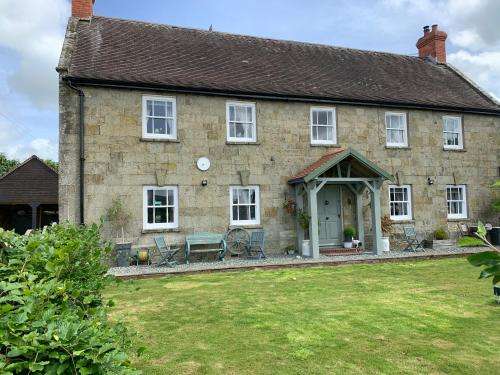 www.lodbournefarmhouse.co.uk