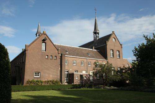 www.hetkloosterbreda.nl