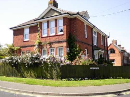 www.fieldendguesthouse.co.uk