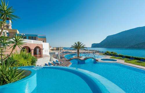 www.fodelebeach.gr