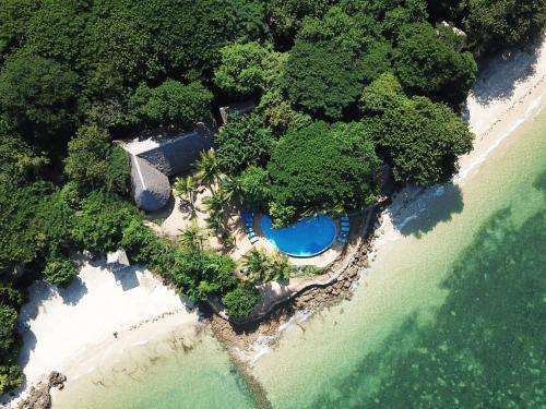 www.fumbabeachlodge.com
