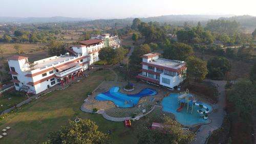 www.khanvelresort.com
