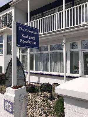 www.themooringsbedandbreakfast.com