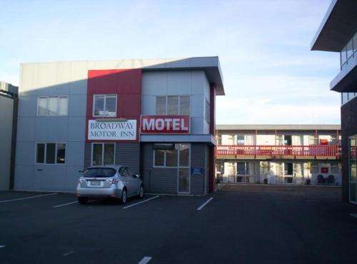www.broadwaymotorinn.co.nz