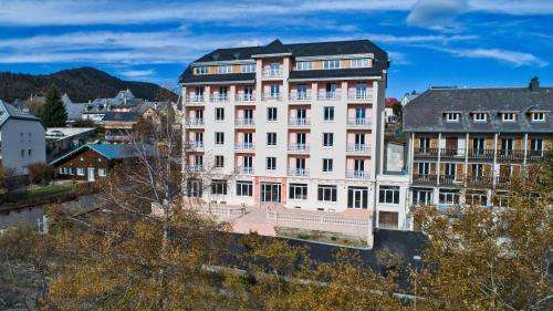 www.le-splendid-villarddelans.com
