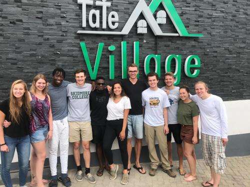 www.tatevillage.com