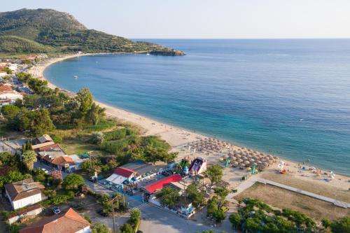 www.persefoni-rooms-toroni.gr
