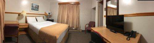 www.kingswayinn.ca