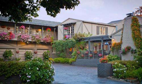 www.carmelcountryinn.com