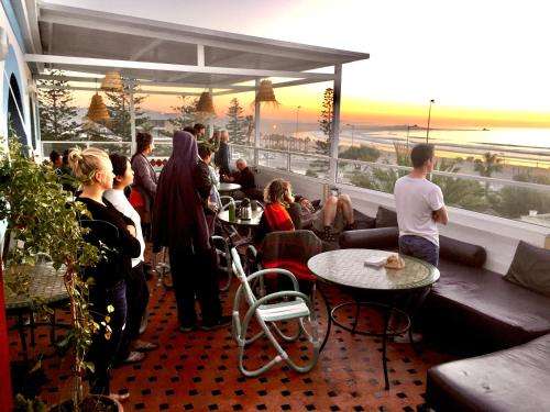 www.essaouirabeachhostel.com