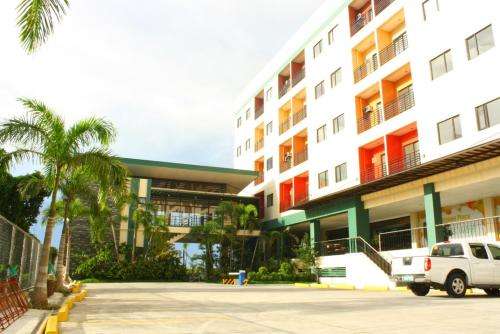 www.theuptownplace.com.ph