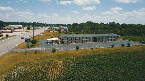 www.economyinnrogersville.com