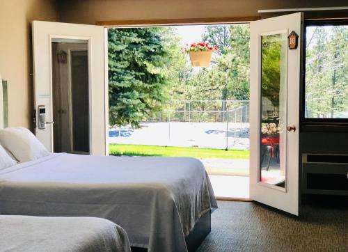 www.bavarianinnsd.com