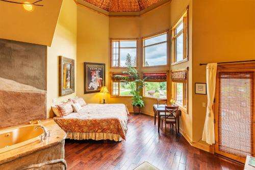 www.talusrockretreat.com