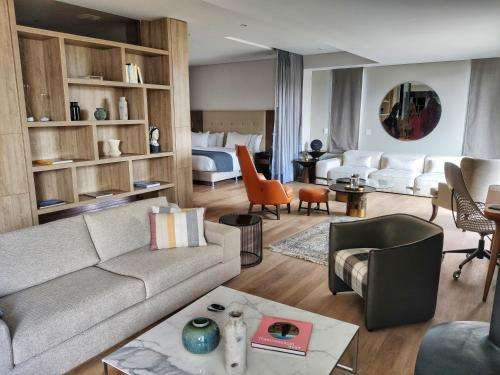 www.cassaluxury.com