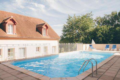 www.apparthotel-larocheposay.com