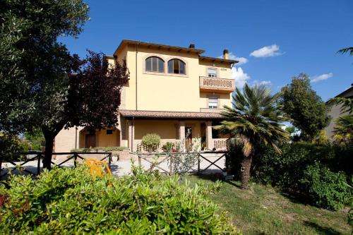 www.casaleulivi.com
