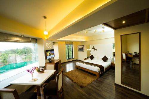 www.thegoldbeachresort.in