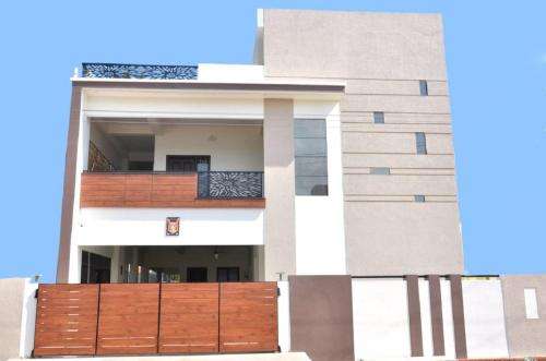 www.thesurryamaxresidency.com