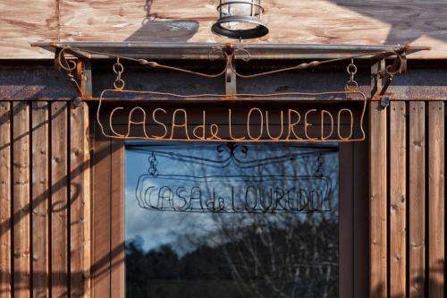 www.casadelouredo.pt