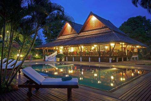 www.lafolie-laos.com