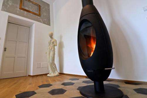 www.villadegiacomi.it