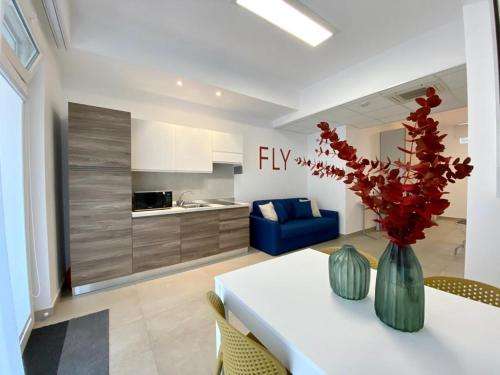 www.beeapartments.com