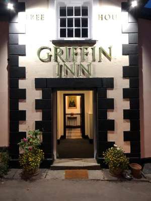 www.thegriffinllyswen.com