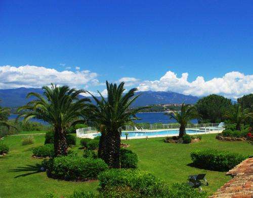 www.residence-village-marin.com