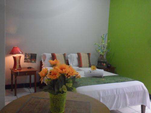 www.nativaapartments.com