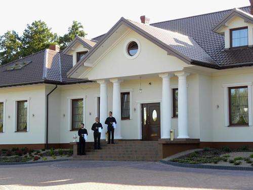www.zajazdrosa.pl