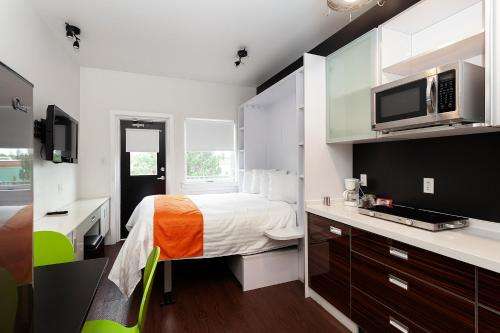 www.microboutiqueliving.com