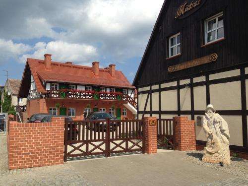 www.cafemistral.ustka.pl