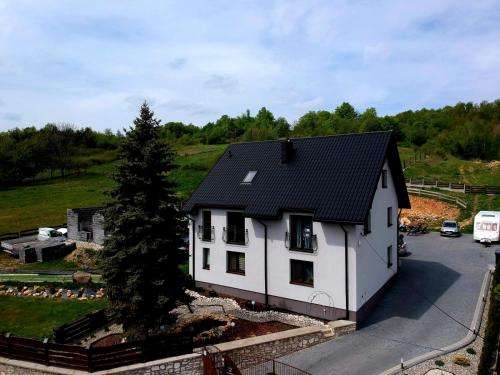 www.jurajskiemanowce.pl