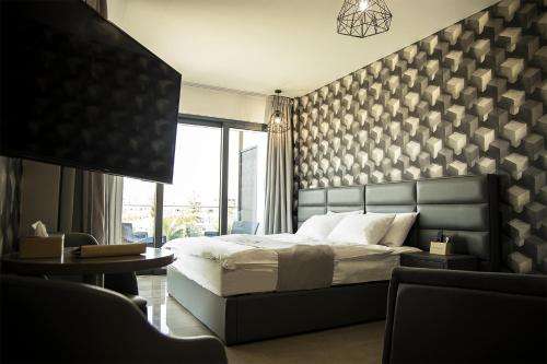 www.jimmyssuiteslarnaca.com