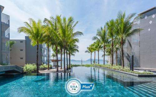www.oceanfrontphuket.com