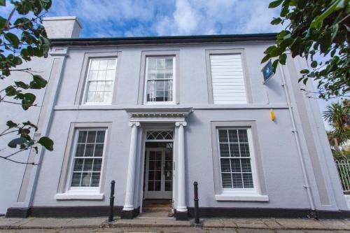 www.thesummerhousepenzance.com