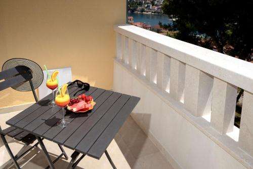 www.villa-vista.com