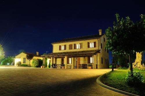 www.ilcasalecountryhouse.it