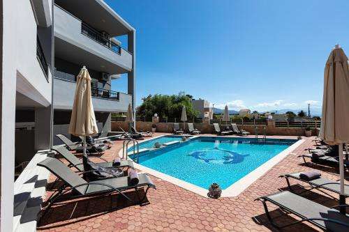 www.helenasaparthotel.com