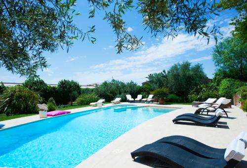 www.stonehousemodica.it