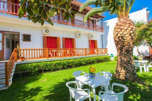 www.skiathoshouse.gr