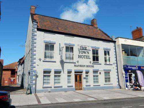 www.thetownhotel.co.uk