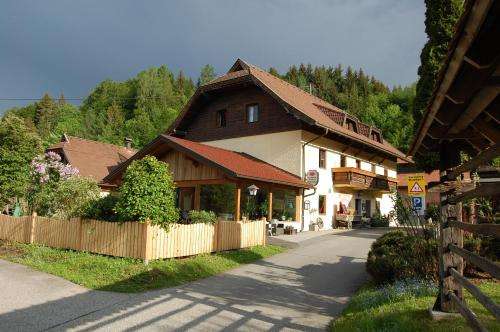 www.martinihof-faakersee.at