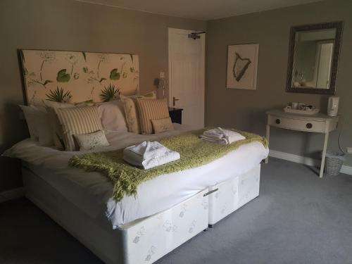 www.theangelinn.co.uk