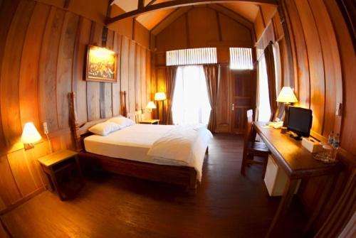 www.wakatobipatunoresort.com