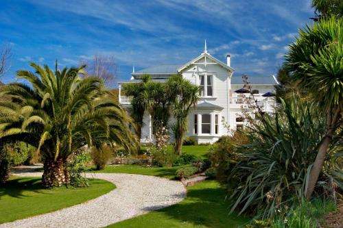 www.sennenhouse.co.nz