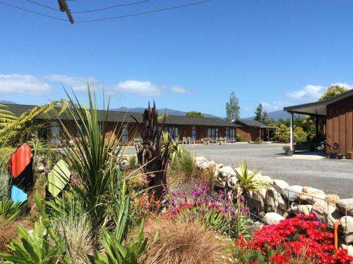 www.bullerbridgemotel.co.nz